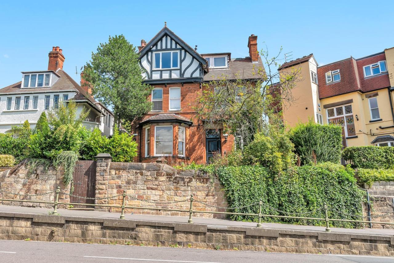 Centre, Bright, Spacious, And Airy - 112 Duffield Road